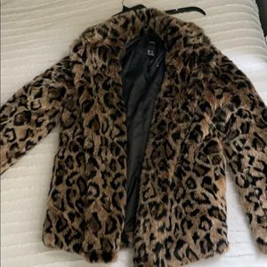 Forever21 NEW Leapord/Cheetah Coat Size Small